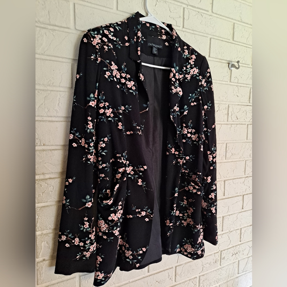 Cynthia Rowley floral buttonless blazer with pockets - Picture 2 of 8